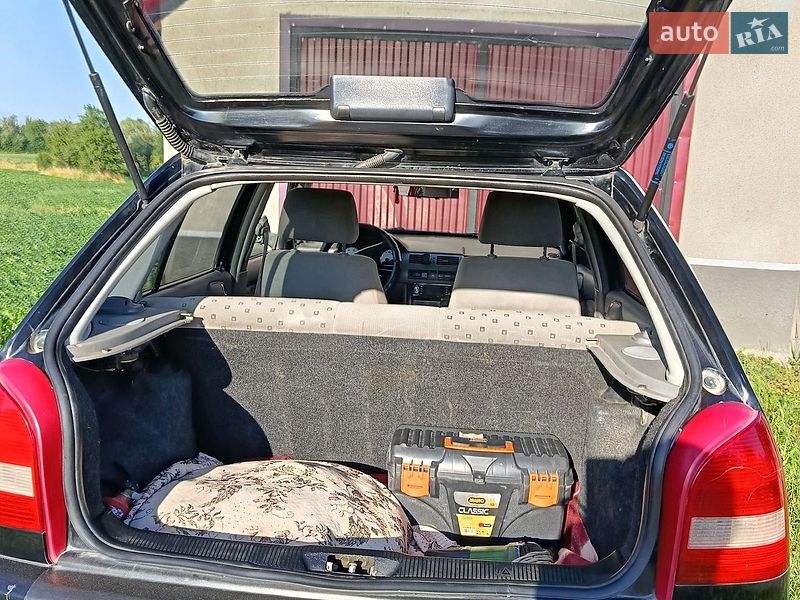 Хэтчбек Volkswagen Pointer 2006 в Черновцах