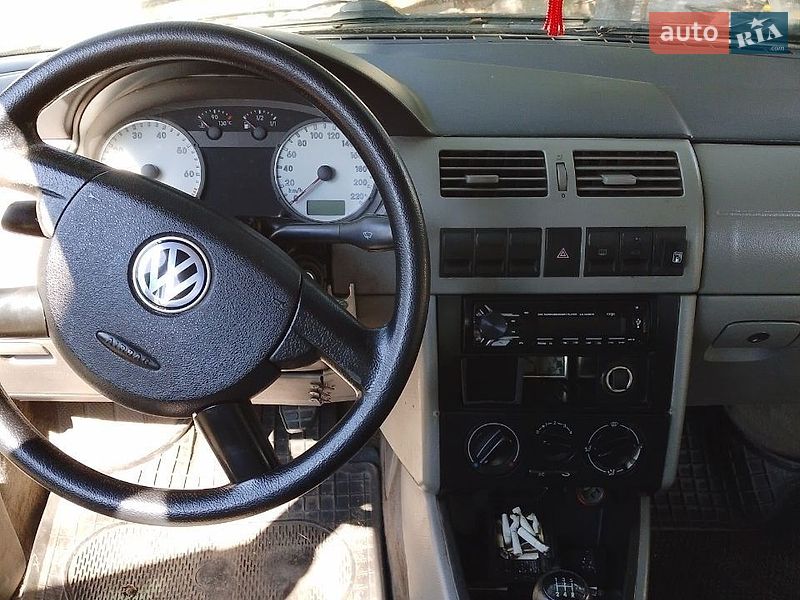 Хетчбек Volkswagen Pointer 2006 в Узині фото 6 Хетчбек Volkswagen Pointer 2006 в Узині