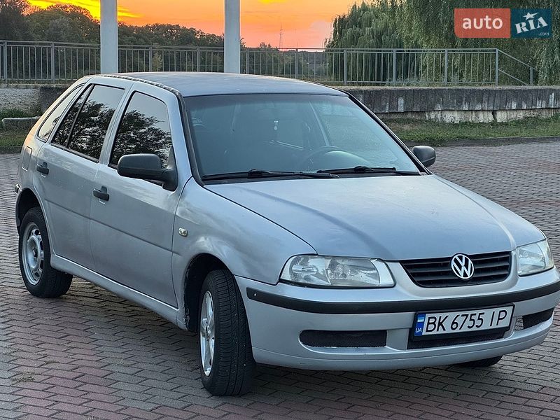 Хэтчбек Volkswagen Pointer 2004 в Дубно