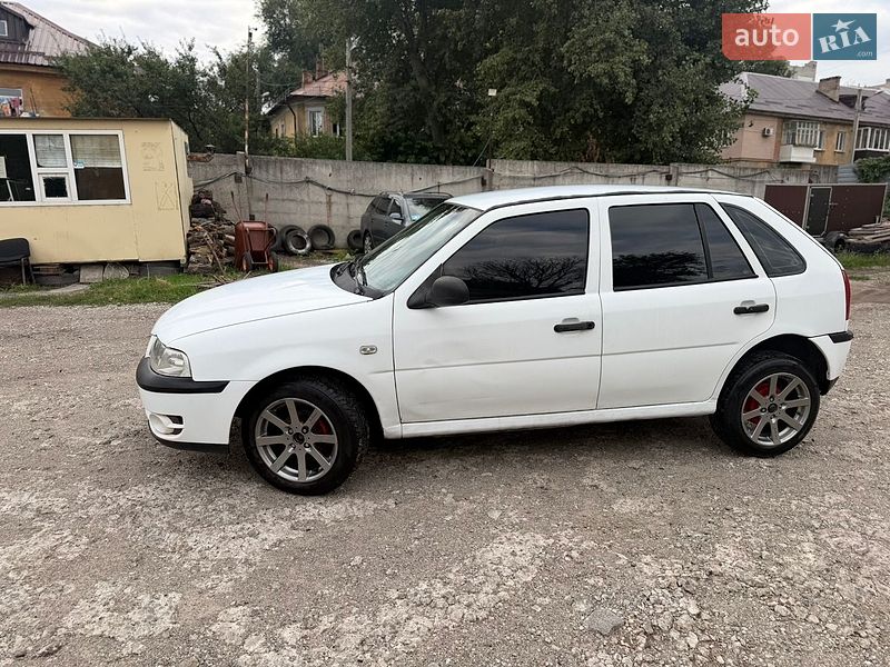 Хэтчбек Volkswagen Pointer 2005 в Днепре фото 2 Хэтчбек Volkswagen Pointer 2005 в Днепре
