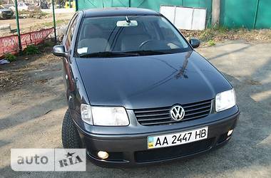 Хэтчбек Volkswagen Polo 2001 в  Хэтчбек Volkswagen Polo 2001 в