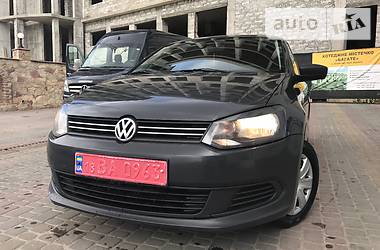 Седан Volkswagen Polo 2012 в Тернополе