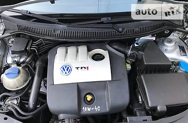 Хэтчбек Volkswagen Polo 2002 в Ужгороде