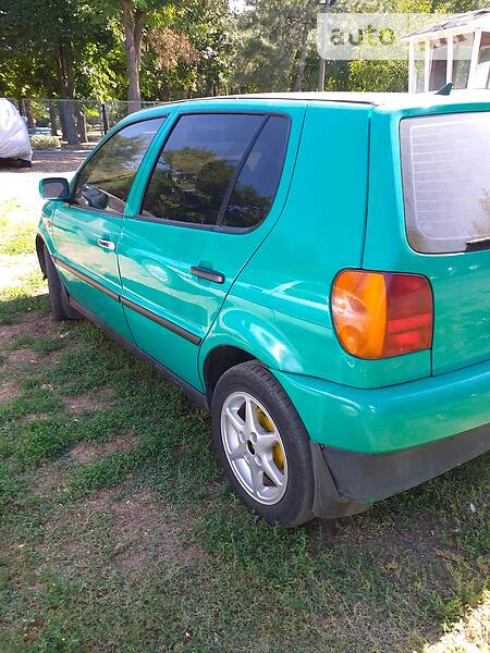 Хэтчбек Volkswagen Polo 1998 в Славянске