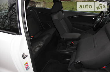 Хетчбек Volkswagen Polo 2014 в 