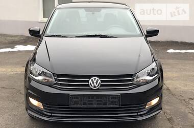 Седан Volkswagen Polo 2016 в Харькове