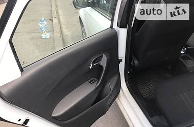 Седан Volkswagen Polo 2016 в 