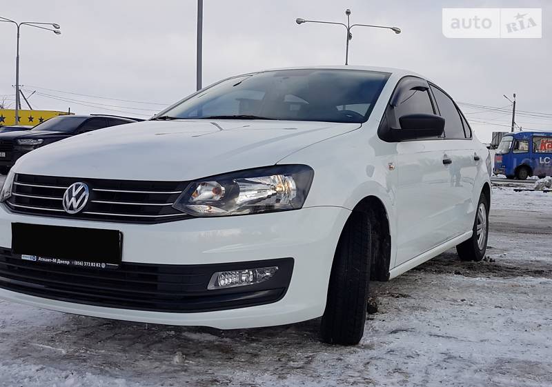 Седан Volkswagen Polo 2016 в Дніпрі