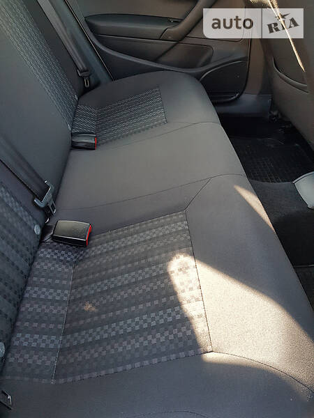 Седан Volkswagen Polo 2016 в Дніпрі