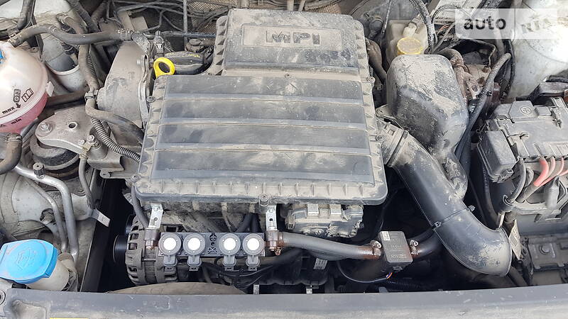 Седан Volkswagen Polo 2016 в Дніпрі