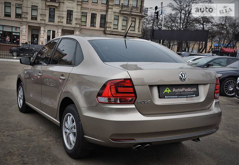 Седан Volkswagen Polo 2018 в Киеве