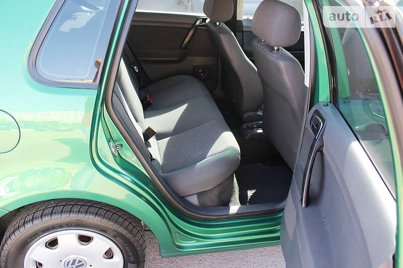 Хетчбек Volkswagen Polo 2004 в Запоріжжі