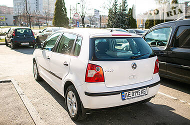Хетчбек Volkswagen Polo 2003 в 
