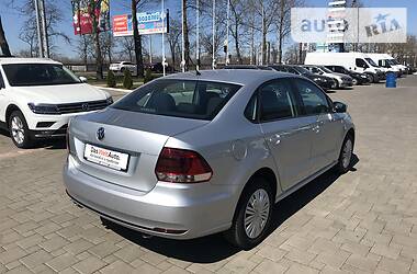 Седан Volkswagen Polo 2017 в 