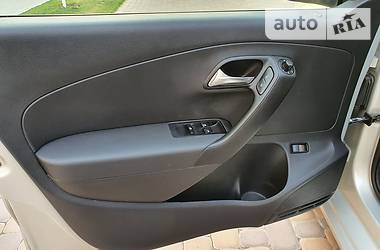 Седан Volkswagen Polo 2012 в 