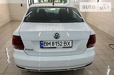 Седан Volkswagen Polo 2017 в Сумах