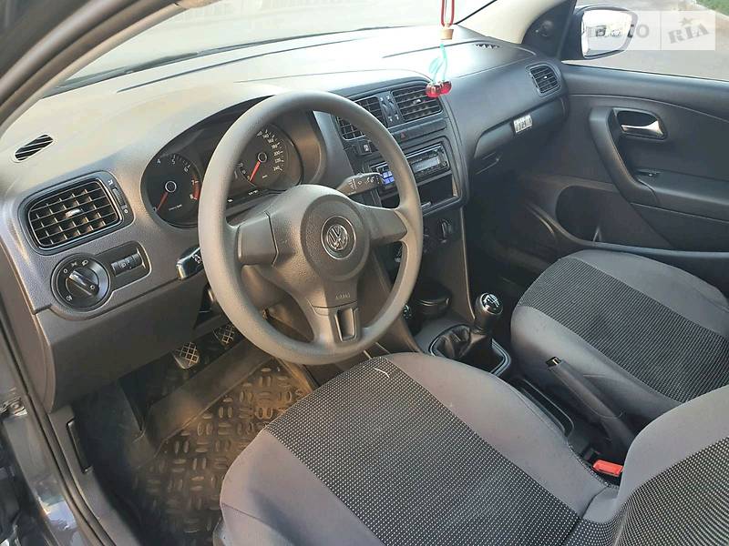 Седан Volkswagen Polo 2012 в Чернігові фото 9 Седан Volkswagen Polo 2012 в Чернігові