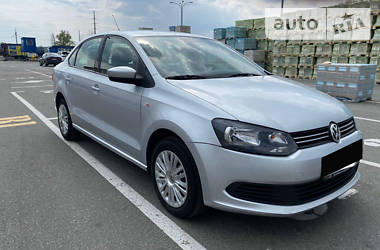 Седан Volkswagen Polo 2012 в 