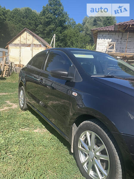 Седан Volkswagen Polo 2011 в Києві