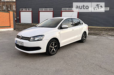 Седан Volkswagen Polo 2013 в 
