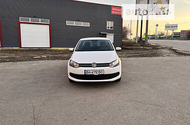 Седан Volkswagen Polo 2013 в 