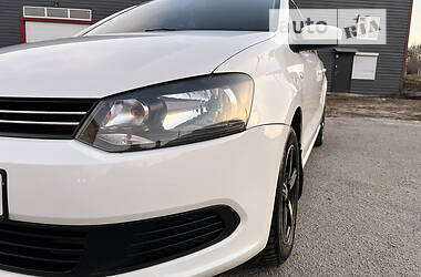 Седан Volkswagen Polo 2013 в 