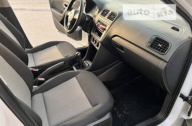 Седан Volkswagen Polo 2013 в 