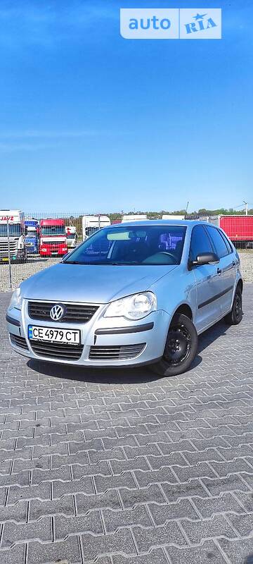 Хэтчбек Volkswagen Polo 2005 в Черновцах