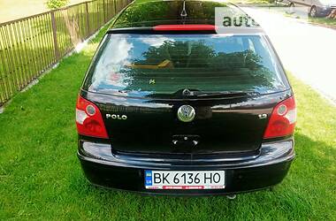 Хетчбек Volkswagen Polo 2002 в Рівному