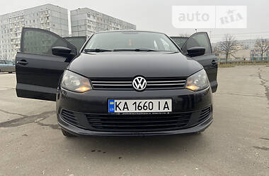 Седан Volkswagen Polo 2013 в Нетешине