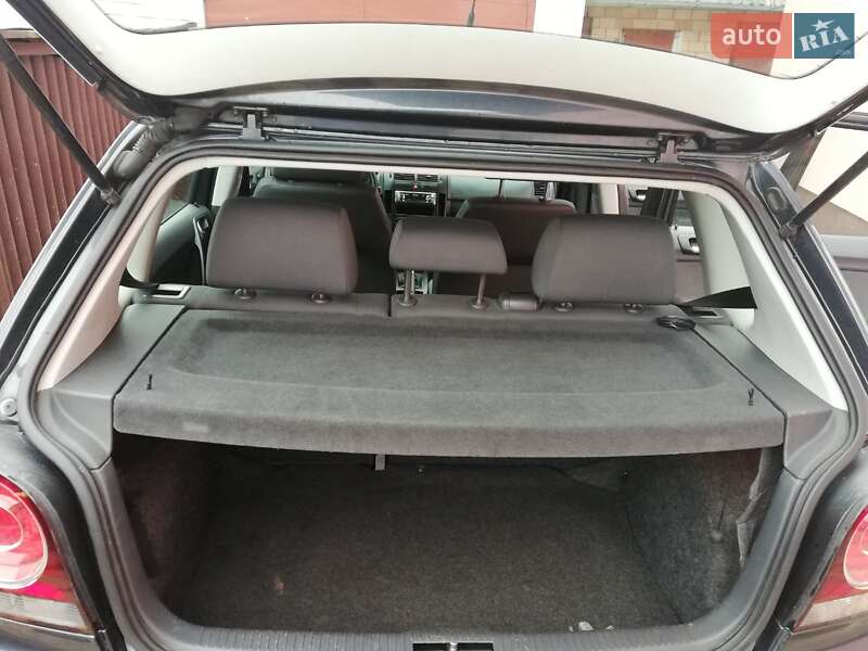 Хетчбек Volkswagen Polo 2005 в Рівному