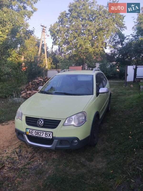 Хэтчбек Volkswagen Polo 2008 в 