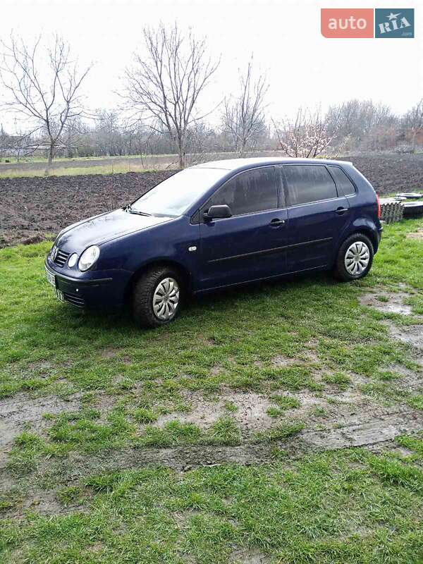 Седан Volkswagen Polo 2004 в Песчанке