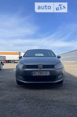 Хетчбек Volkswagen Polo 2011 в Городку