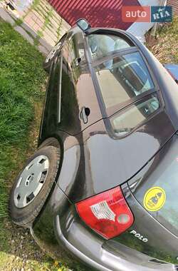 Хэтчбек Volkswagen Polo 2004 в 