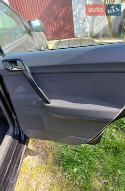 Хэтчбек Volkswagen Polo 2004 в 