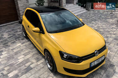 Хэтчбек Volkswagen Polo 2011 в Черновцах