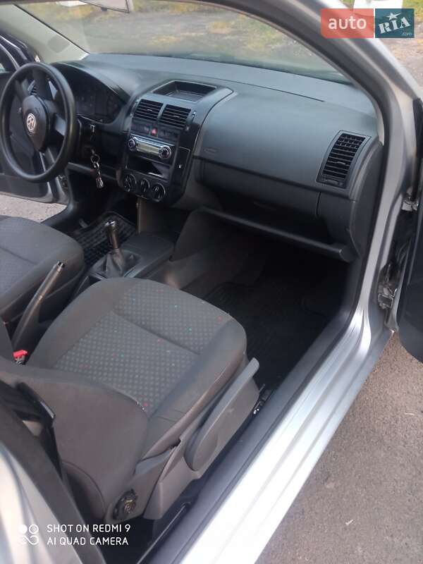 Хэтчбек Volkswagen Polo 2003 в Турийске фото 8 Хэтчбек Volkswagen Polo 2003 в Турийске