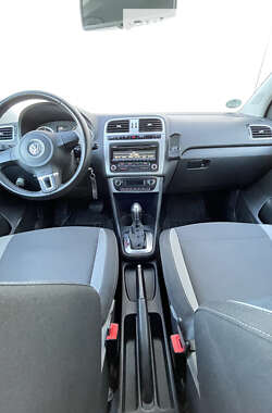 Хетчбек Volkswagen Polo 2014 в 
