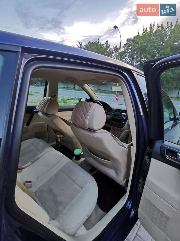 Седан Volkswagen Polo 2003 в Каменец-Подольском фото 9 Седан Volkswagen Polo 2003 в Каменец-Подольском