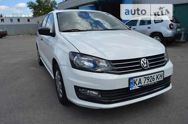 Седан Volkswagen Polo 2017 в Киеве