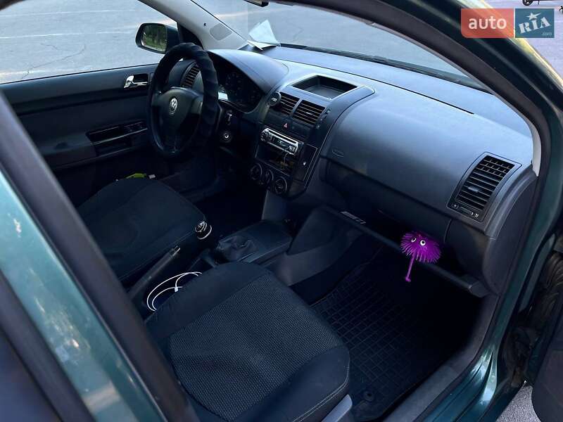 Хэтчбек Volkswagen Polo 2006 в Одессе