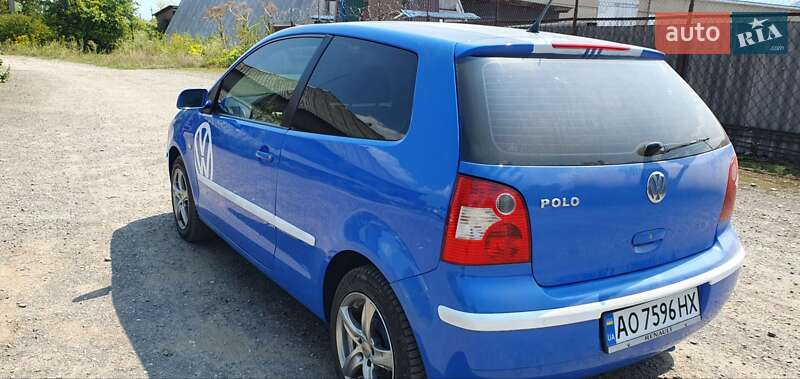 Хетчбек Volkswagen Polo 2002 в Хусті