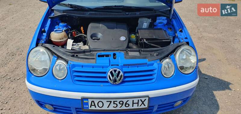 Хетчбек Volkswagen Polo 2002 в Хусті