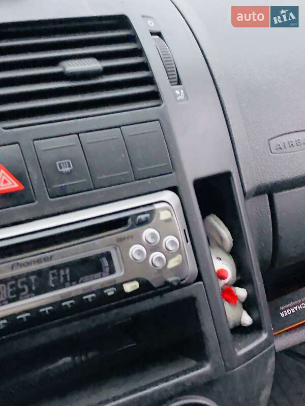 Хэтчбек Volkswagen Polo 2004 в Киеве