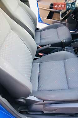 Хэтчбек Volkswagen Polo 2004 в Киеве