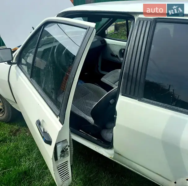 Volkswagen Polo 1988