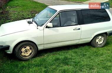 Хэтчбек Volkswagen Polo 1988 в Умани