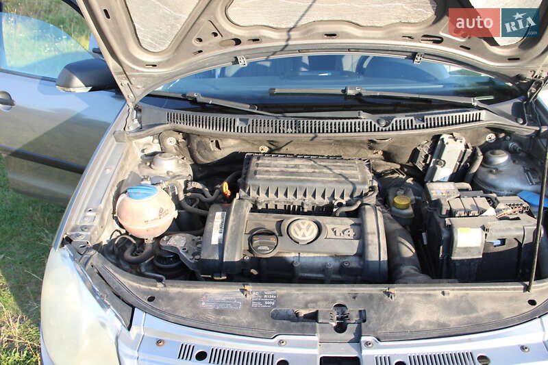 Хэтчбек Volkswagen Polo 2008 в Киеве