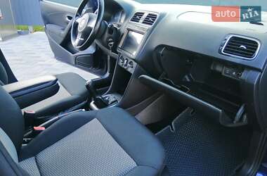 Хэтчбек Volkswagen Polo 2010 в Полтаве